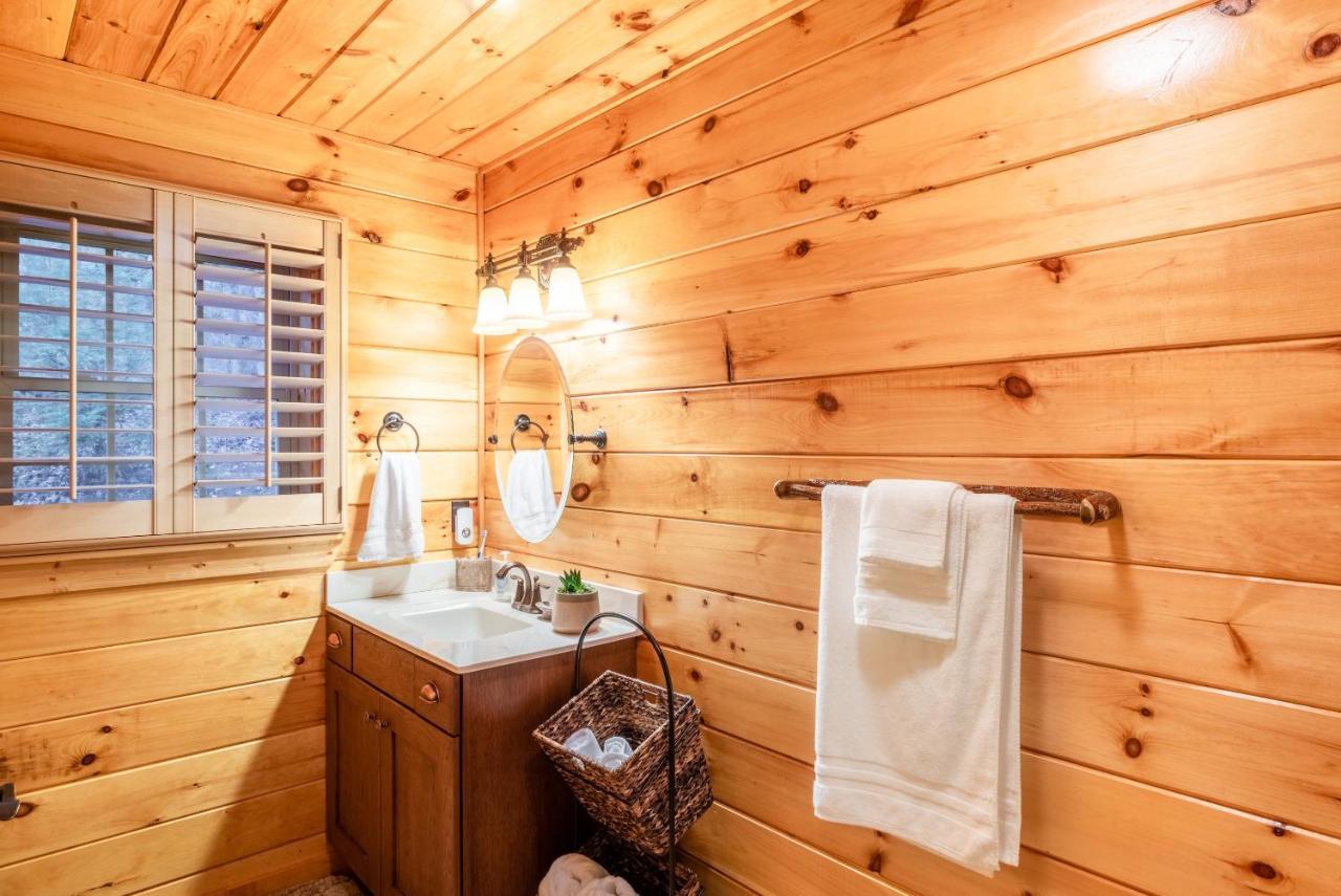 Iron Mountain Lodge - Beautiful Cabin With Forest & Mountain Views! Butler Esterno foto